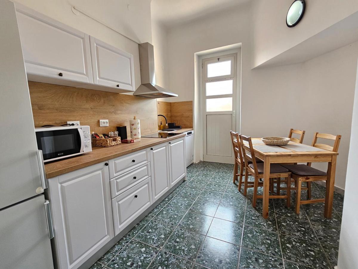 شقة Giardini Panorama - Penthouse In The Heart Of بولا المظهر الخارجي الصورة