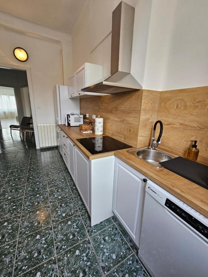 شقة Giardini Panorama - Penthouse In The Heart Of بولا المظهر الخارجي الصورة